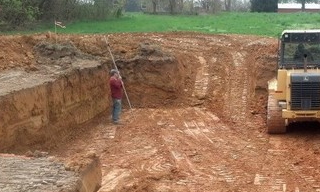 Выкопать котлован под фундамент в Сальске - от 2555 руб. | 2Землекопа-Слс